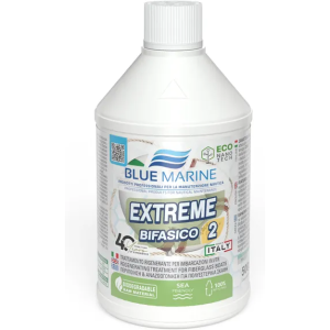 Zaštitni polirajući vosak: drugi korak dvostupanjskog regenerirajućeg sustava za stakloplastične brodove.